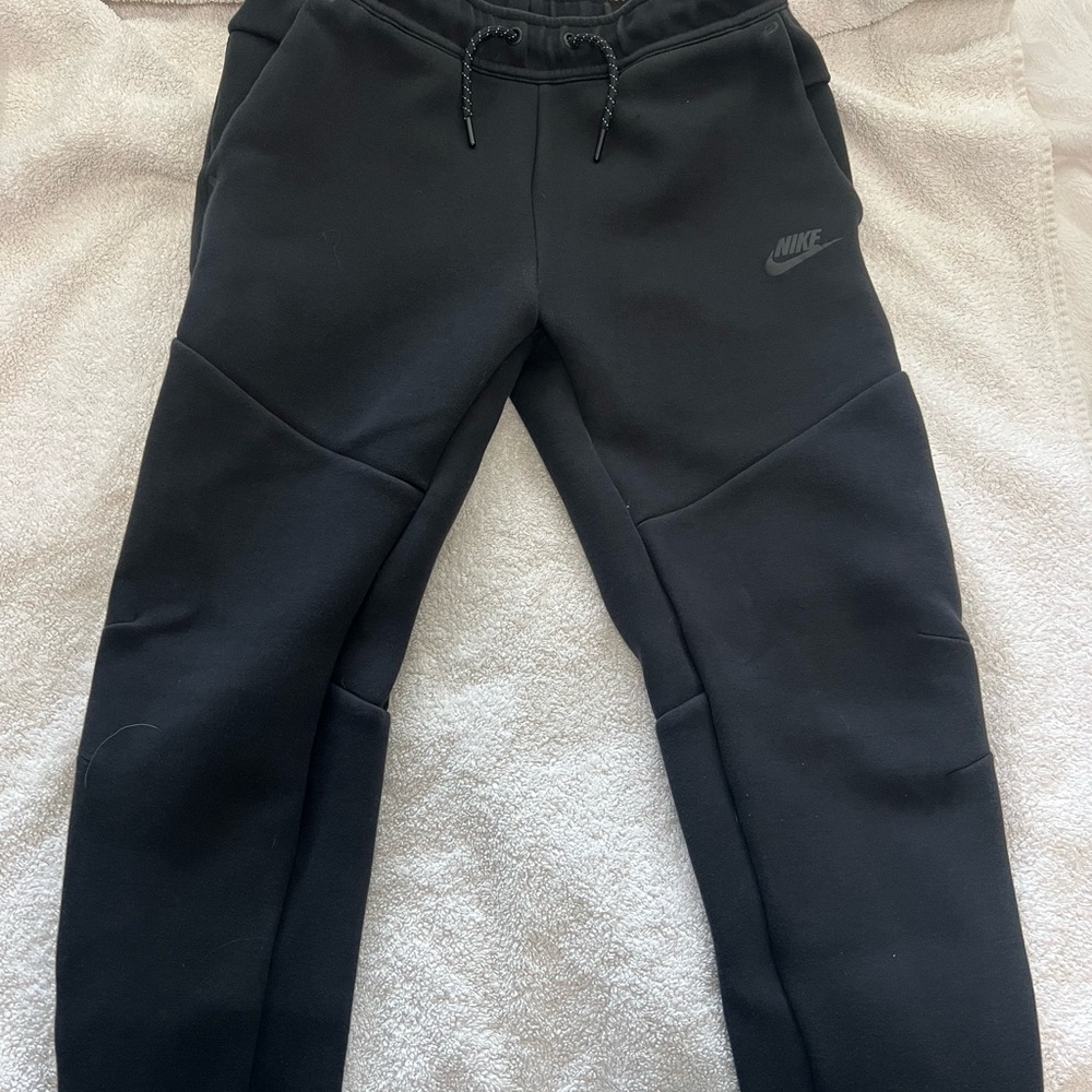 Nike Tech Sweats- Kids